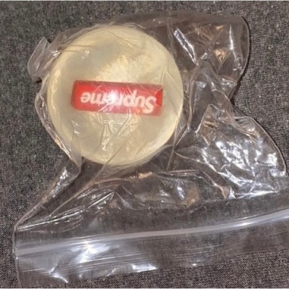 NWT Supreme Bouncy Ball Clear - Picture 5 of 11